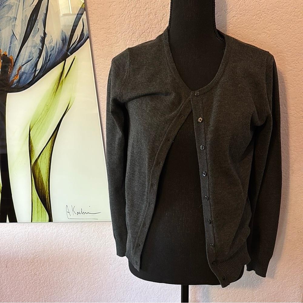 sweater size small